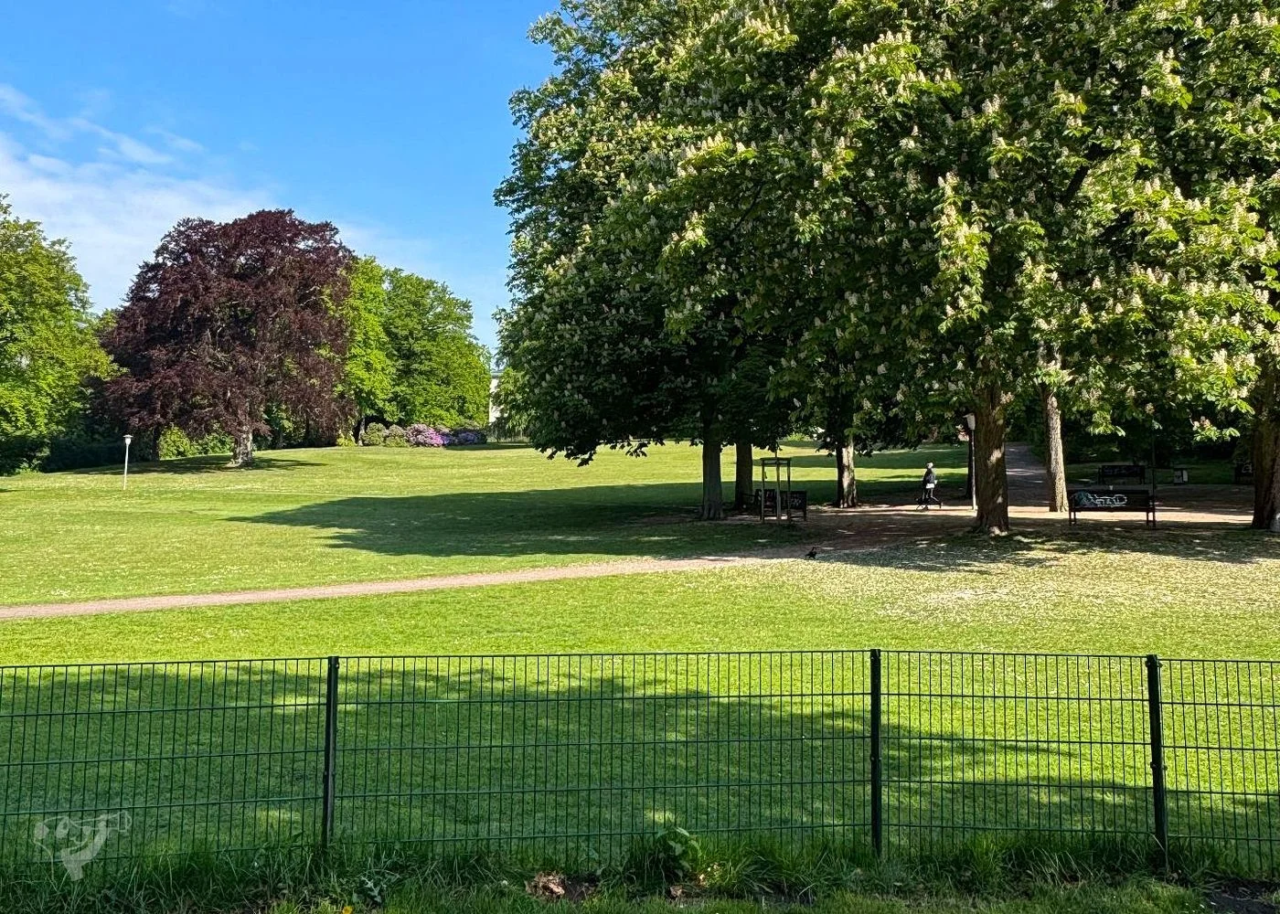 Spielplatz im Hesse Park – Foto 9
