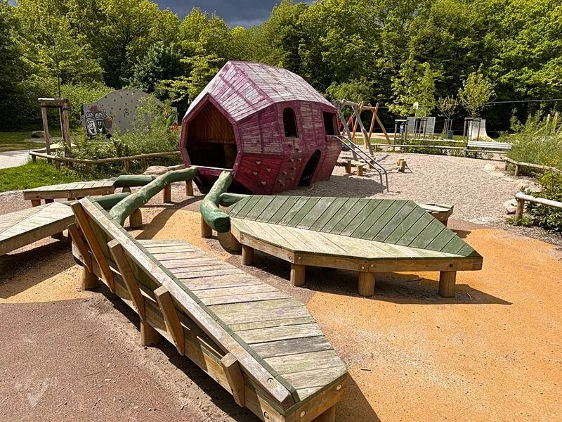 Spielplatz Wegenkamp mit Skaterpark Banane – Bild 17