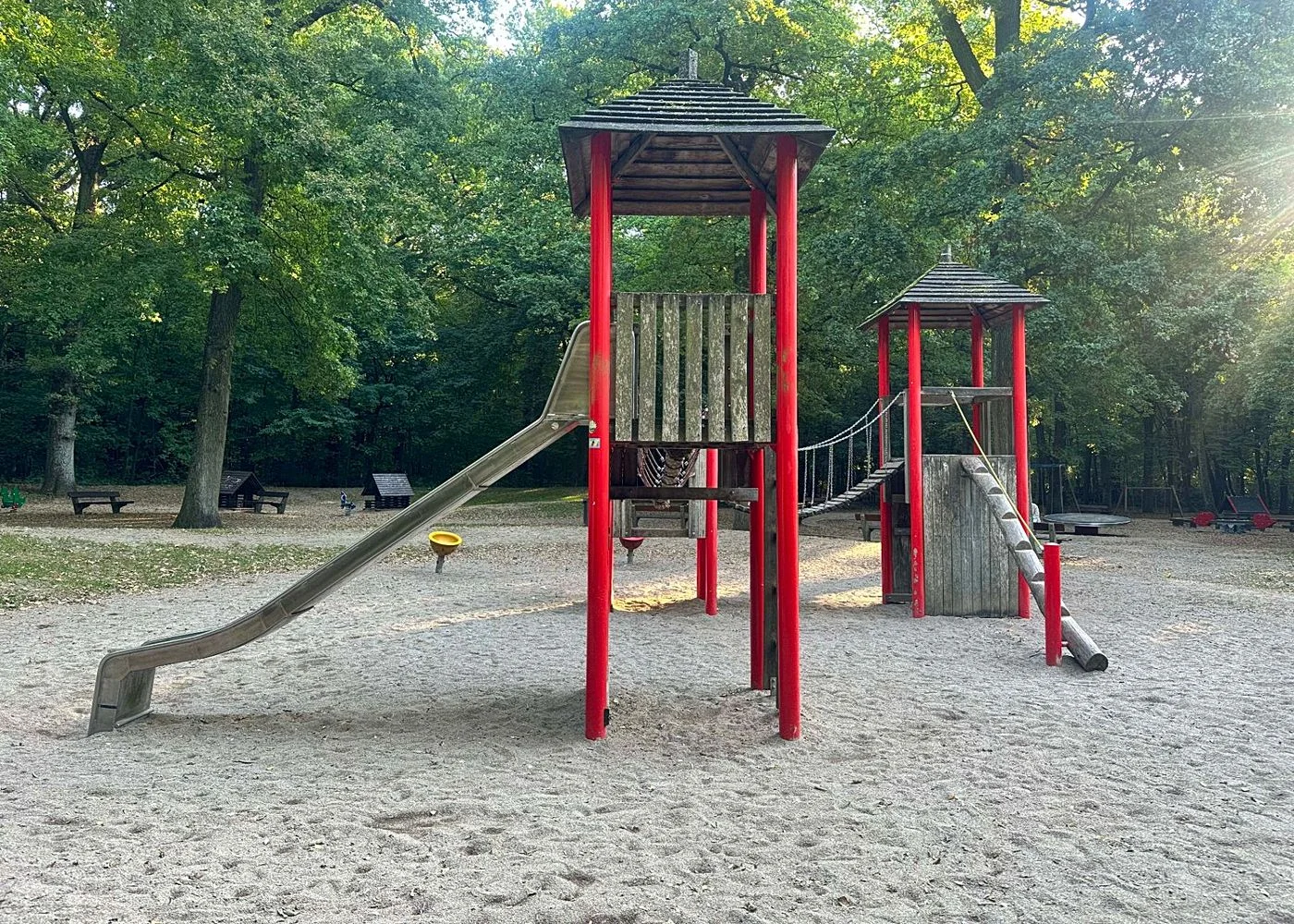 Waldspielplatz im Stadtpark – Foto 3