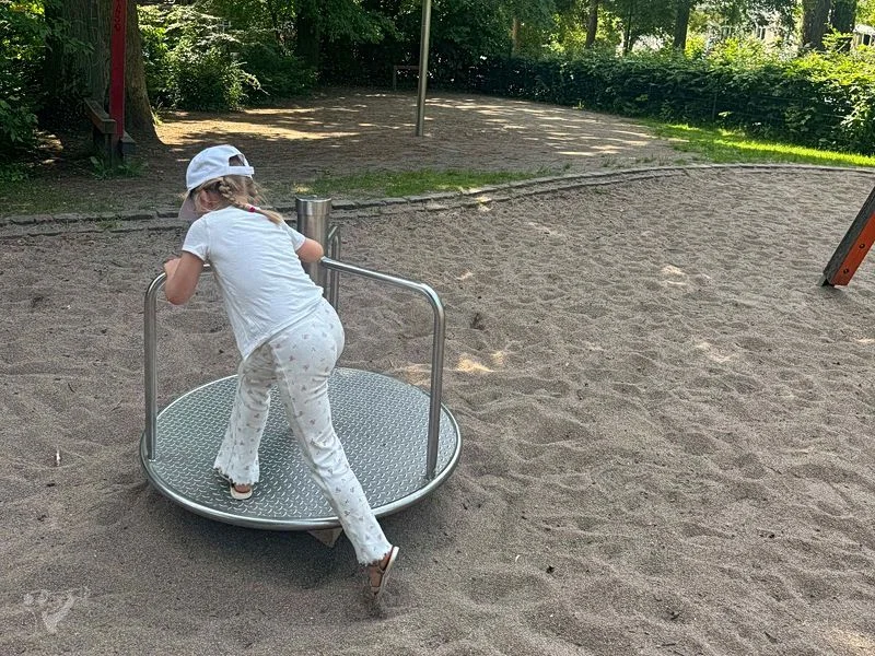 Spielplatz am Beseler Platz – Bild 20