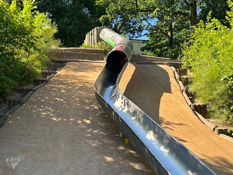 Spielplatz Unzerstraße im Walter-Möller-Park