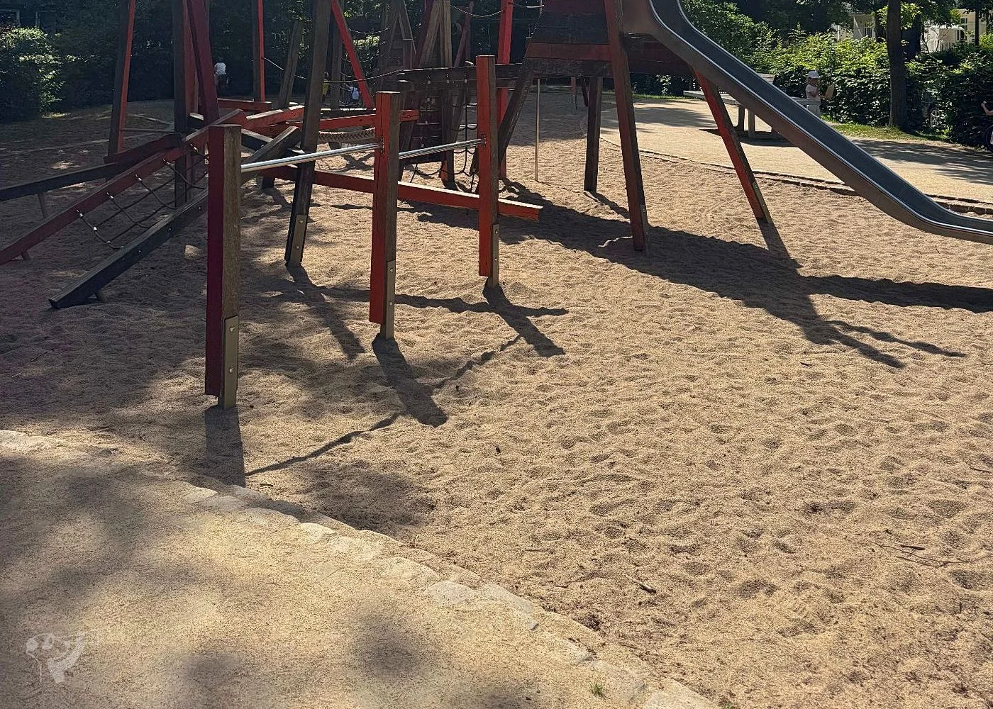 Spielplatz am Beseler Platz – Foto 18