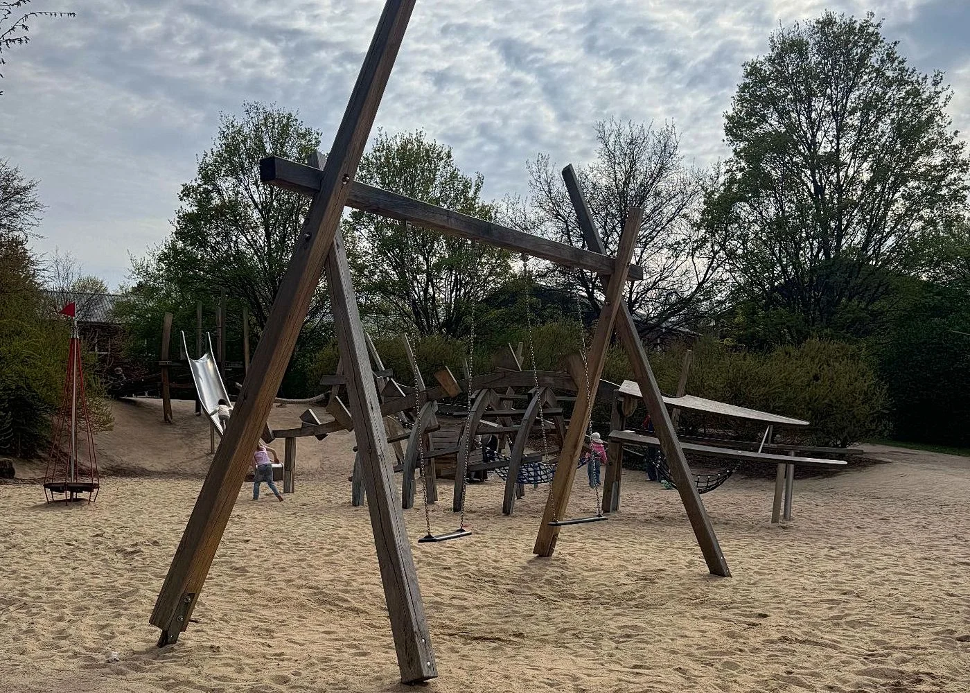 Spielplatz Holmbrook Hamburg Othmarschen – Foto 13