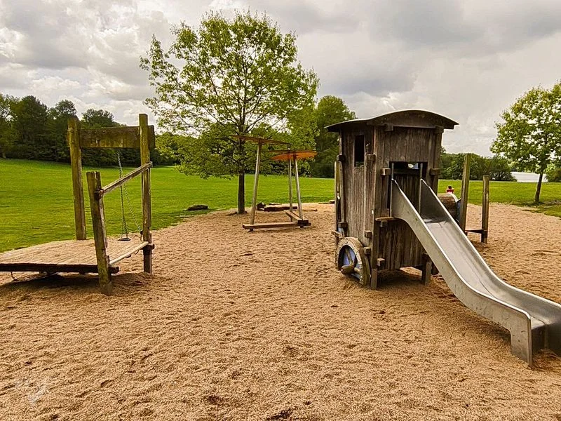 Leuchtturm Spielplatz im Öjendorfer Park – Bild 13