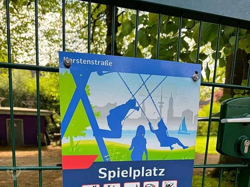 Spielplatz Karstensstrasse  – Bild 15