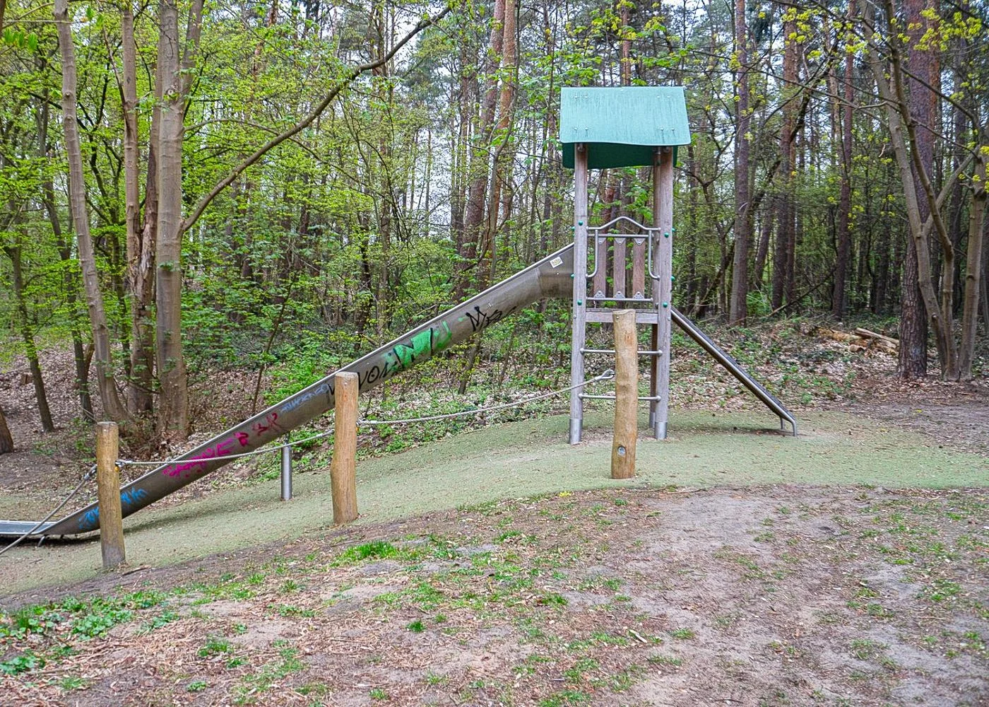 Spielplatz Sander Tannen – Foto 5