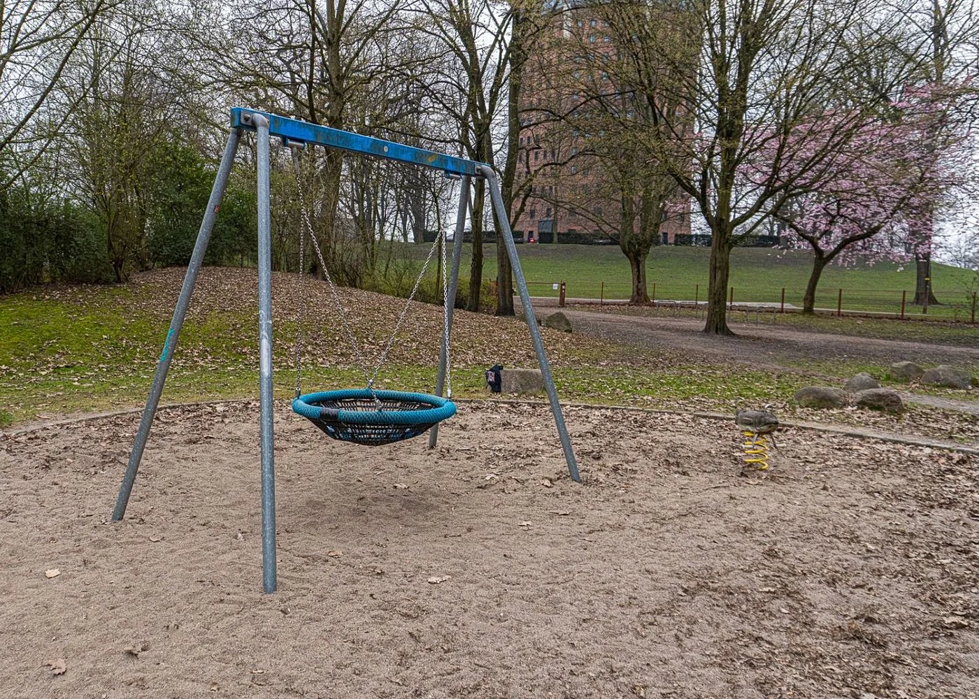 Spielplatz im Schanzenpark – Foto 13