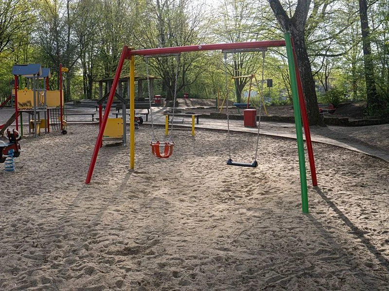 Kinderspielplatz Rollerbahn – Bild 4