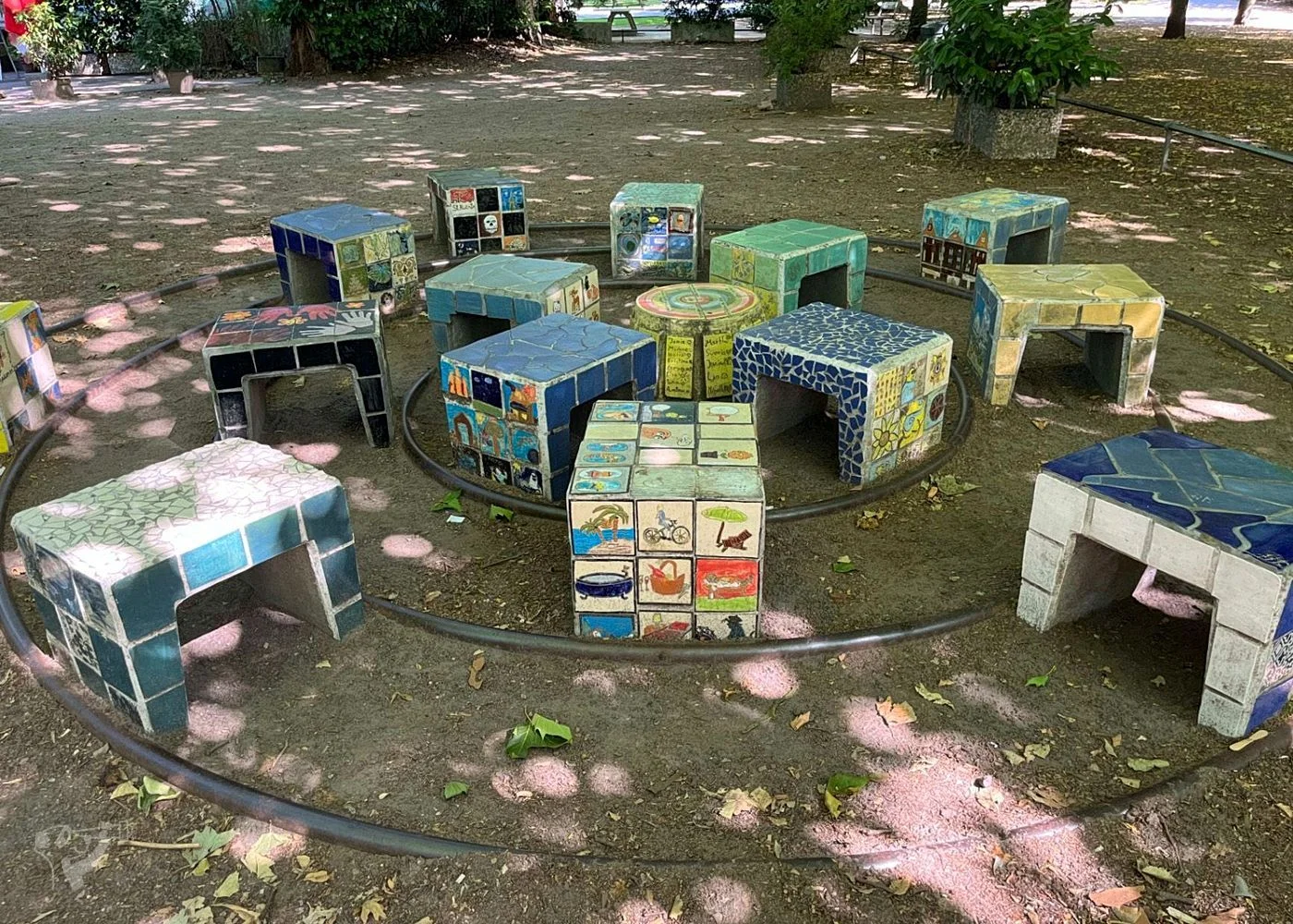 Spielplatz Unzerstraße im Walter-Möller-Park – Foto 18