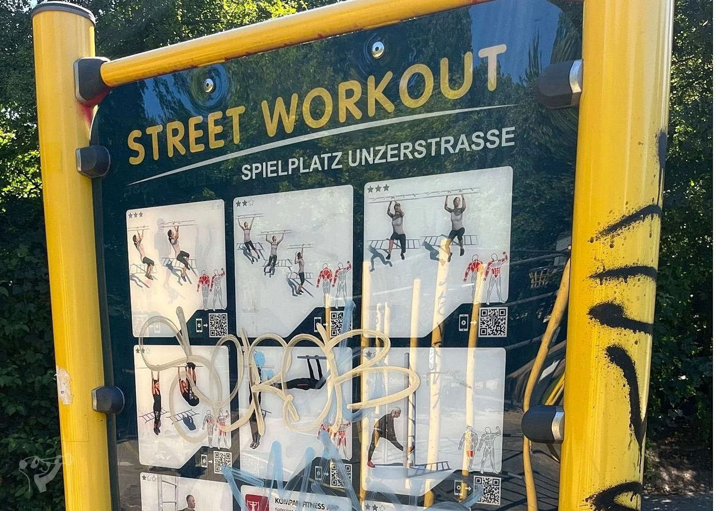 Spielplatz Unzerstraße im Walter-Möller-Park – Foto 10