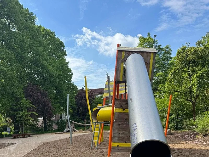 Spielplatz Karstensstrasse  – Bild 12